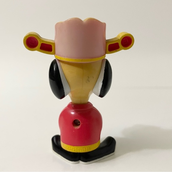 Vintage Snoopy World Tour Hong Kong Figure Toy - Picture 5 of 9